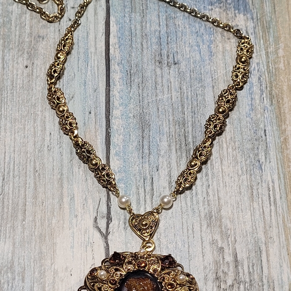 Vintage West Germany Cameo Necklace and Earrings Set. - Picture 5 of 16